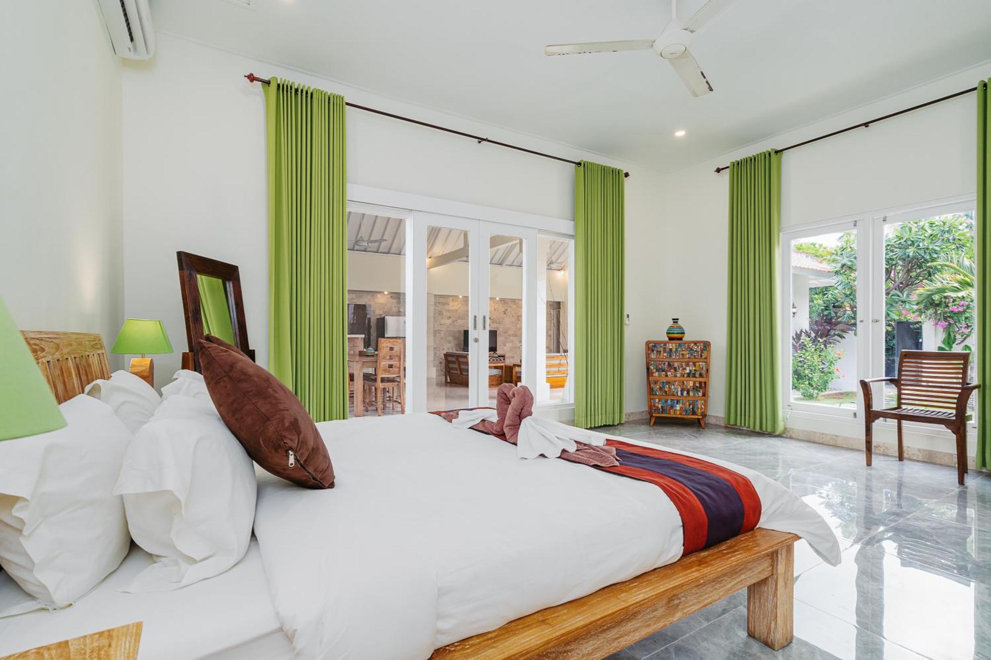 Green Garden Seminyak Villa Buitenkant foto